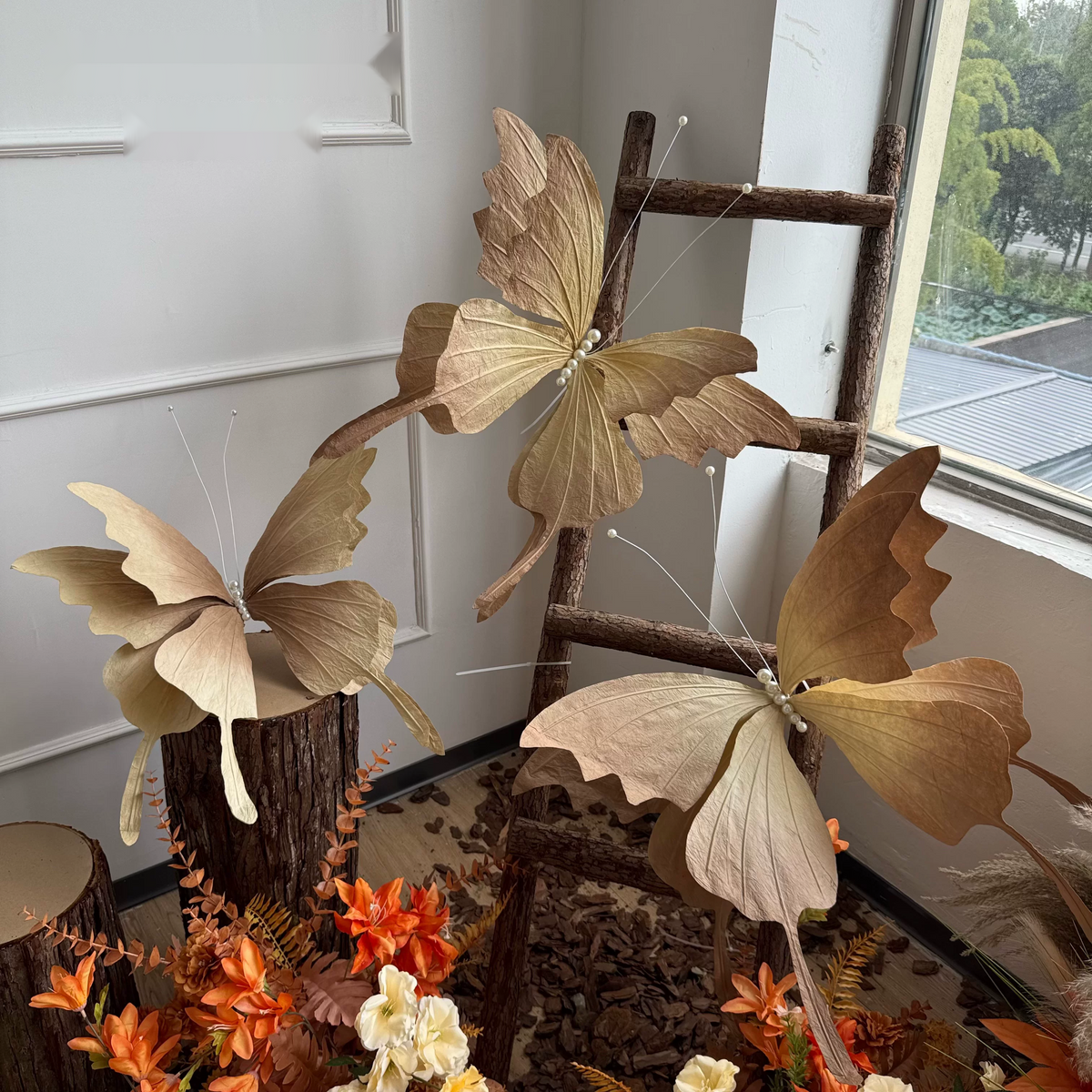 Retro-style autumn/winter wedding Butterfly Flower